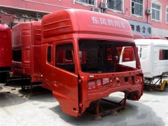 新款天龙珠光红驾驶室空壳